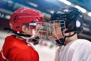Kids playing hockey | Dental protection